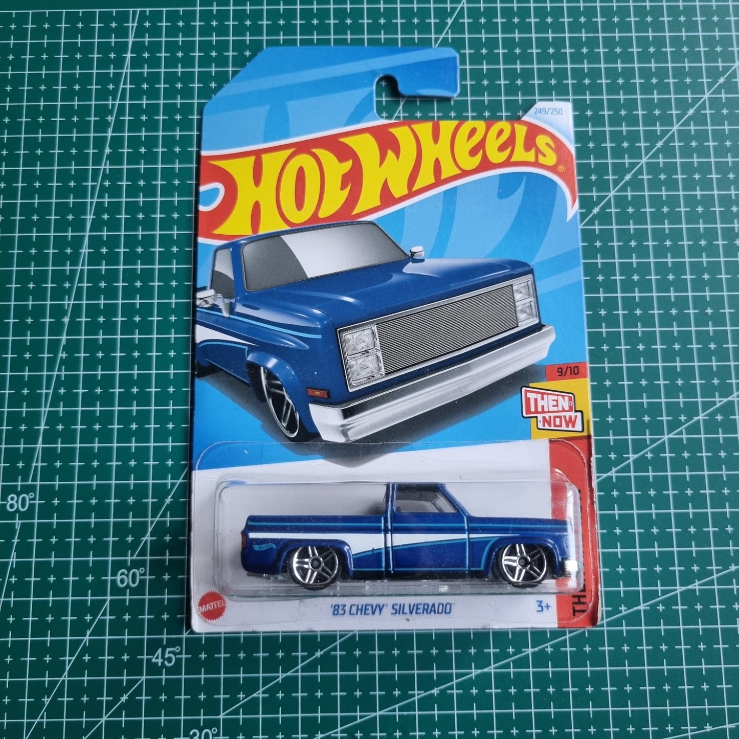 Hotwheels 83 Chevy Sliverado